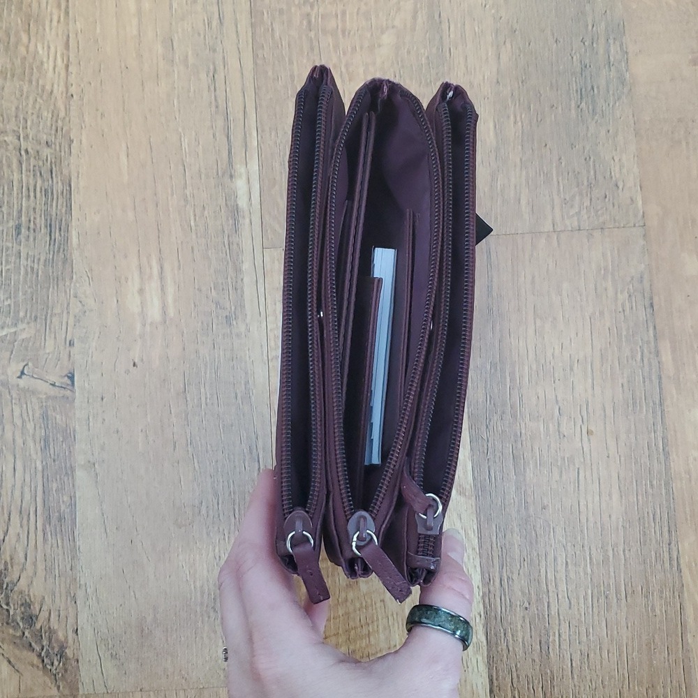 Mundi Stuff It Burgundy Leather Clutch With Accessories - Picture 15 of 17